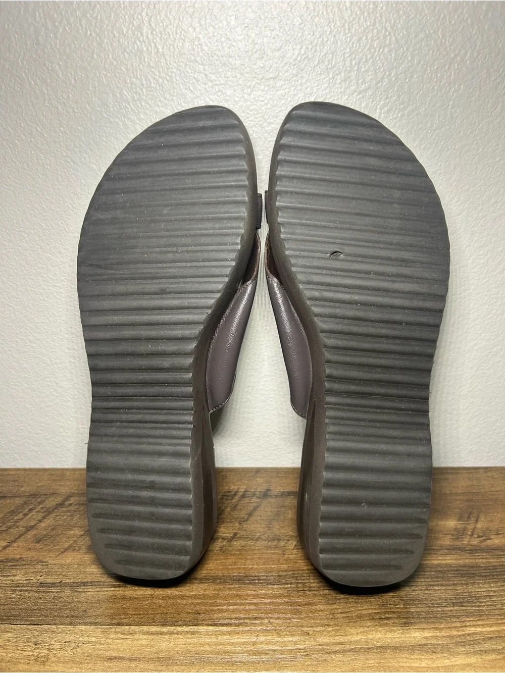 Women’s L.L Bean Brown Platform Flip Flop Sandals